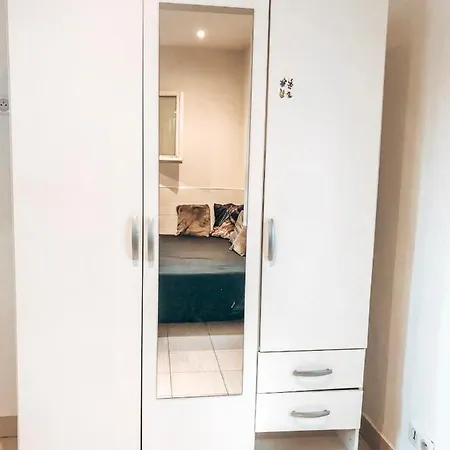 Appartamento Charming Studio Near Porte D'italie Le Kremlin-Bicêtre